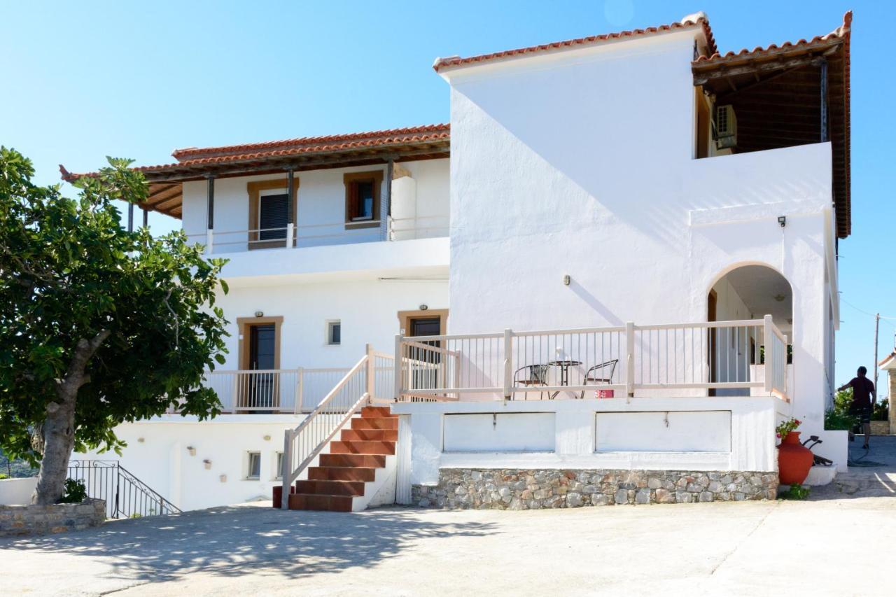 Tsoukalaria Studios Skopelos Town Exterior photo